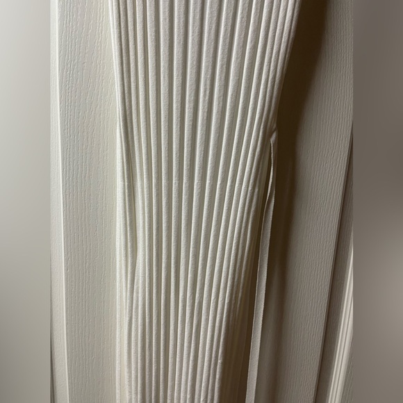 Commense knit pleated white dress - Picture 4 of 4